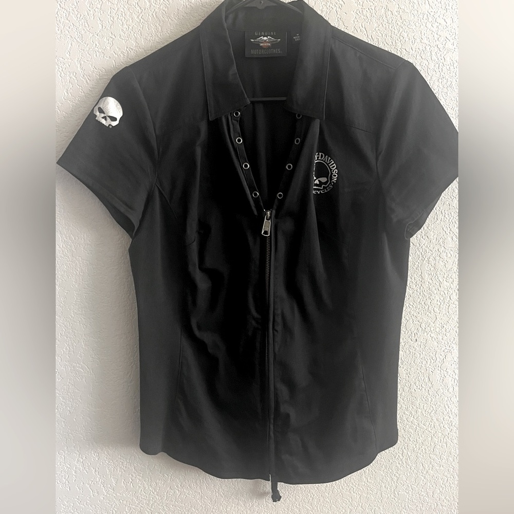 Harley Davidson Zipped, Women’s Size medium biker shirt!